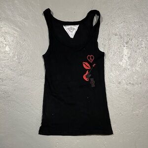 T2 love size girls 12 Black Tank Top with Red Graphic